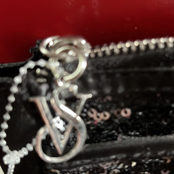 Victoria Secret clutch or makeup bag - Picture 3 of 8